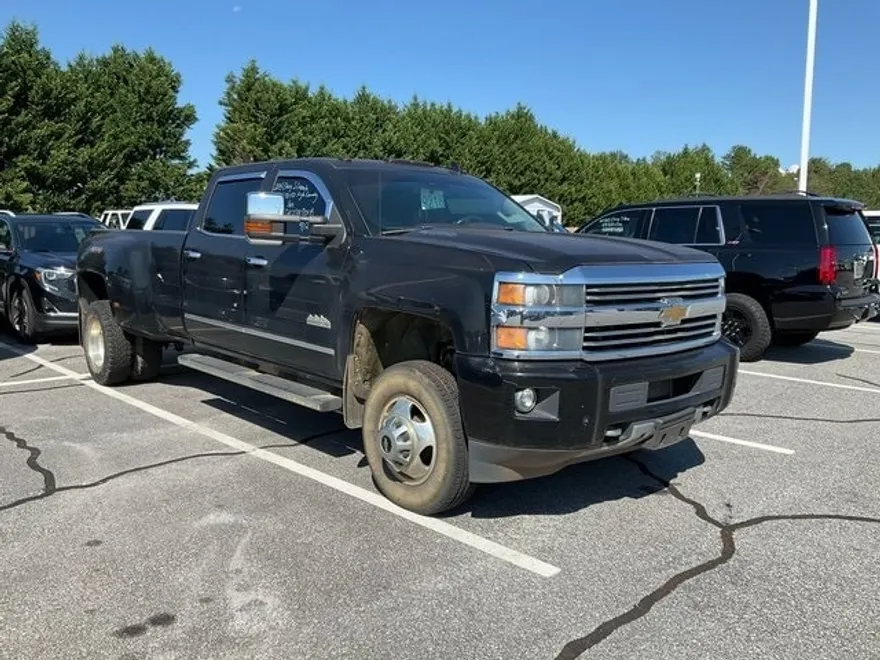 2015 Chevrolet Silverado 3500HD High Country photo 1