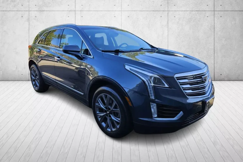 2019 Cadillac XT5 Luxury photo 1