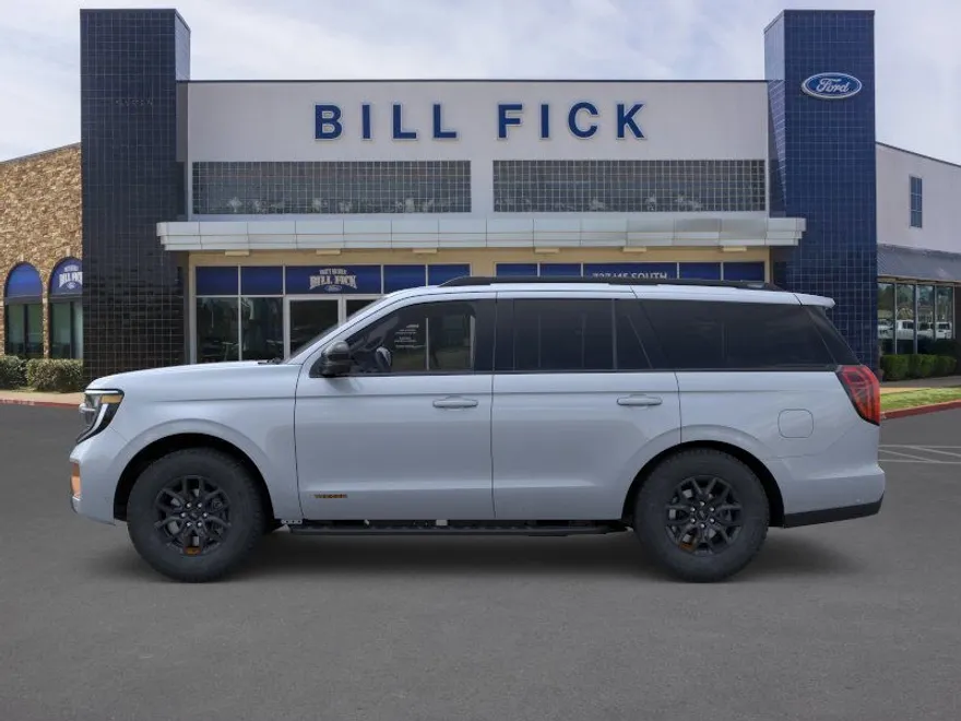 2025 Ford Expedition photo 1