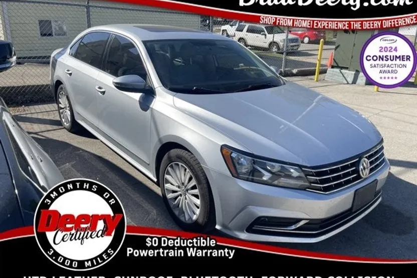2016 Volkswagen Passat SE photo 1