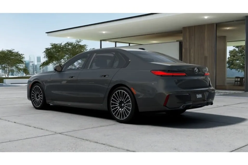 2026 Bmw 740i Sedan photo 1