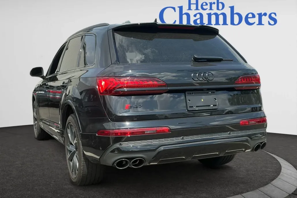 2023 Audi SQ7 Prestige photo 1