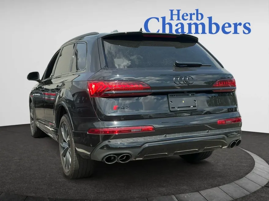 2023 Audi SQ7 Prestige photo 1