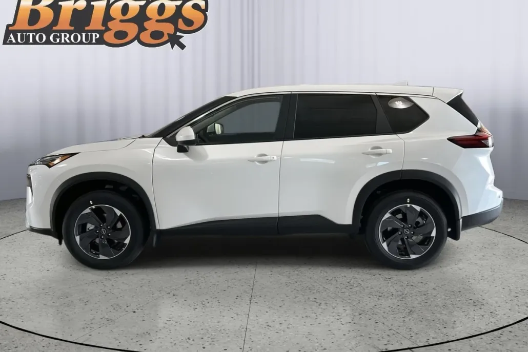 2026 Nissan Rogue SV photo 1