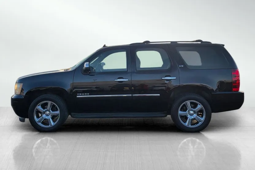 2011 Chevrolet Tahoe LTZ photo 1