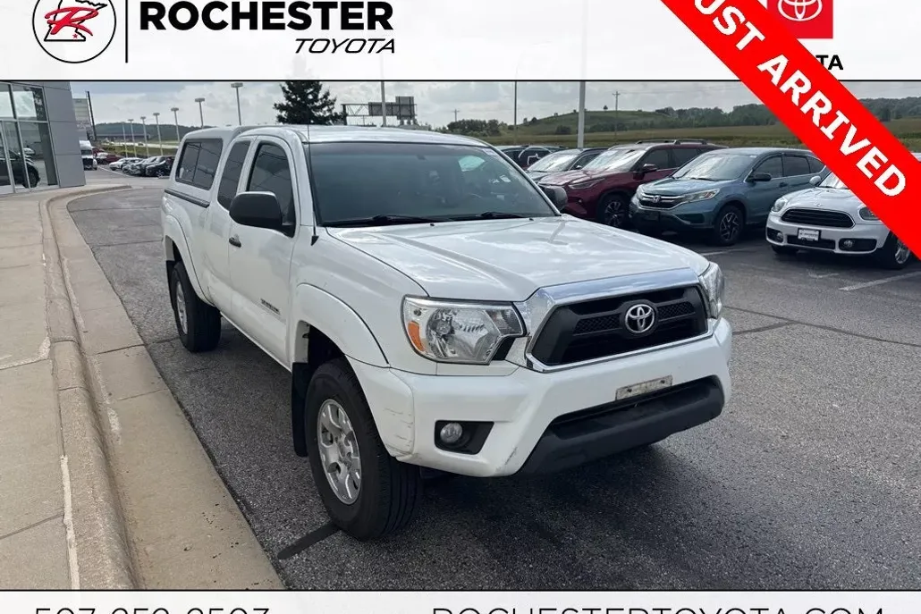 2015 Toyota Tacoma Base V6 photo 1