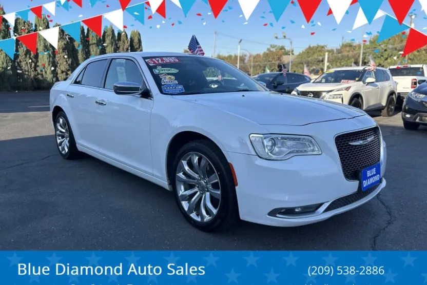 2018 Chrysler 300 Limited photo 1