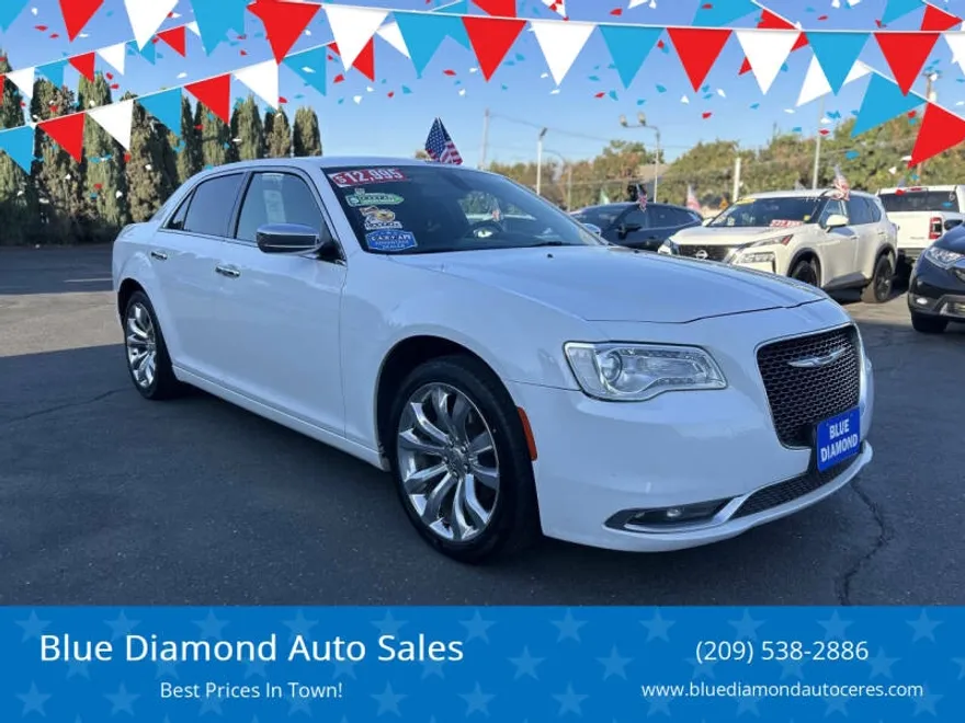 2018 Chrysler 300 Limited photo 1