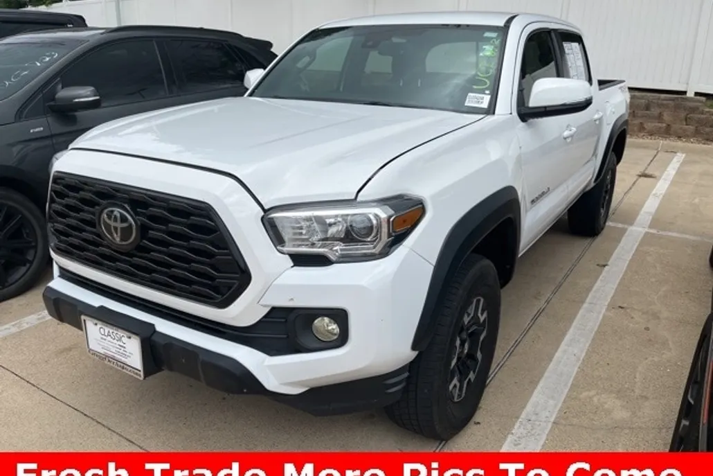 2022 Toyota Tacoma TRD Off-Road photo 1
