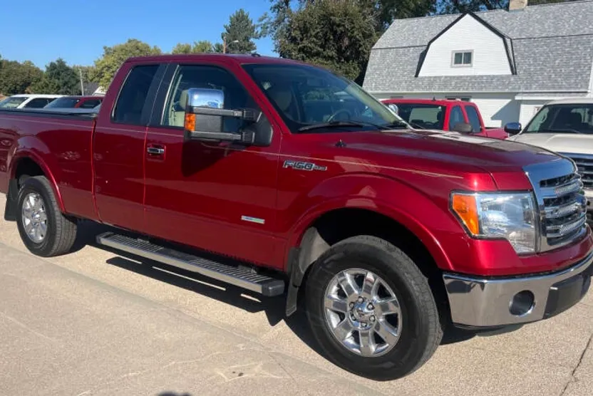 2013 Ford F-150 Lariat photo 1