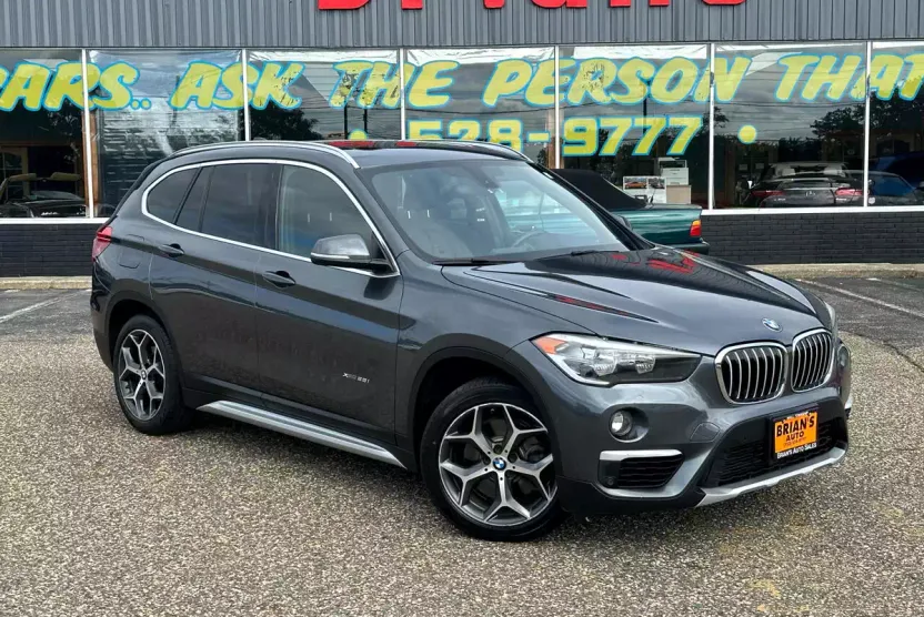 2017 Bmw X1 XDrive28i photo 1