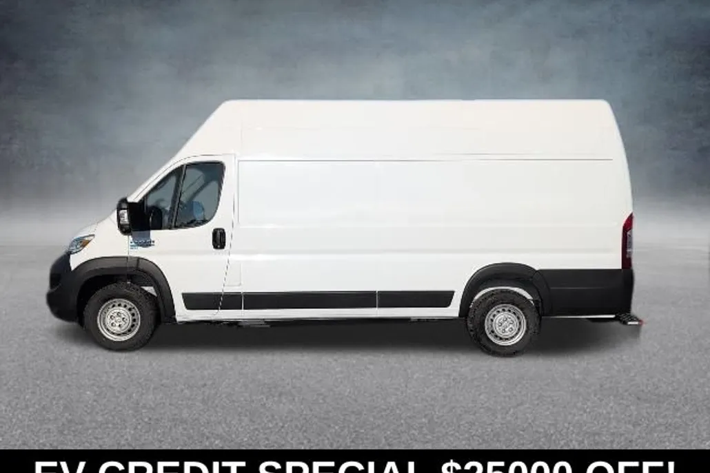 2024 Ram 3500 photo 1