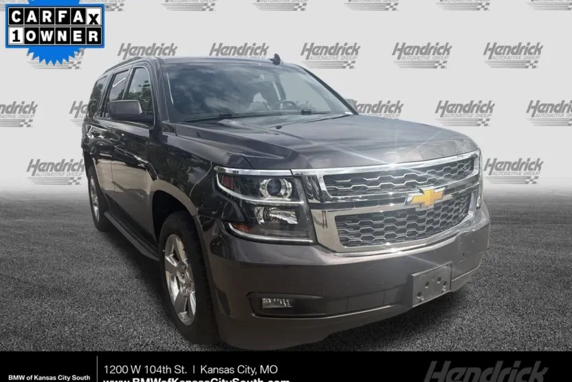 2016 Chevrolet Tahoe LT photo 1