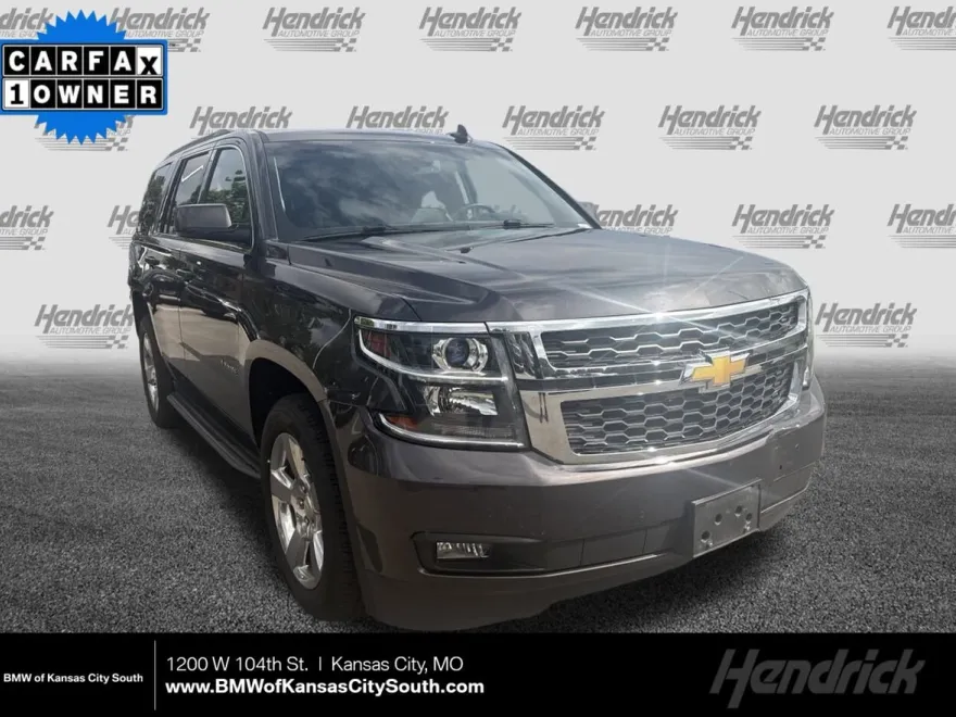 2016 Chevrolet Tahoe LT photo 1