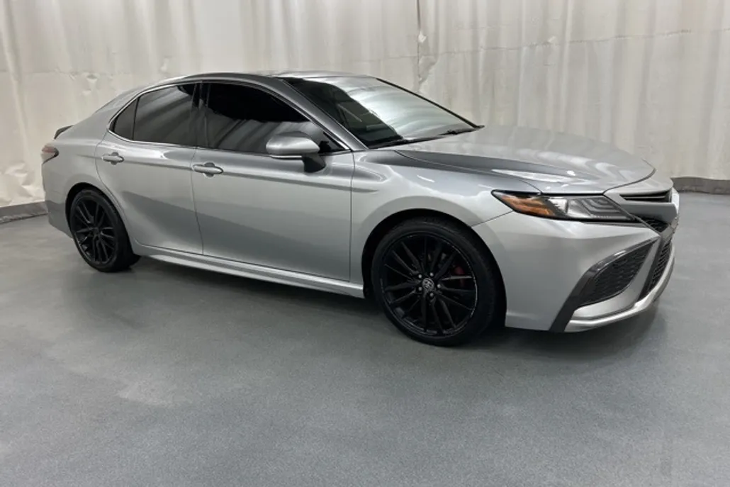 2021 Toyota Camry XSE photo 1