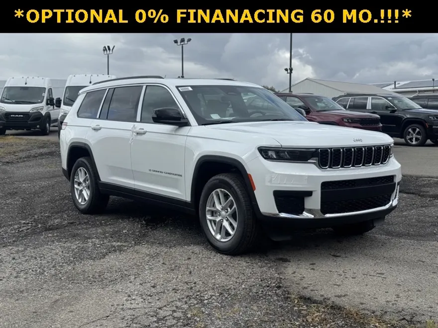 2025 Jeep Grand Cherokee Laredo photo 1
