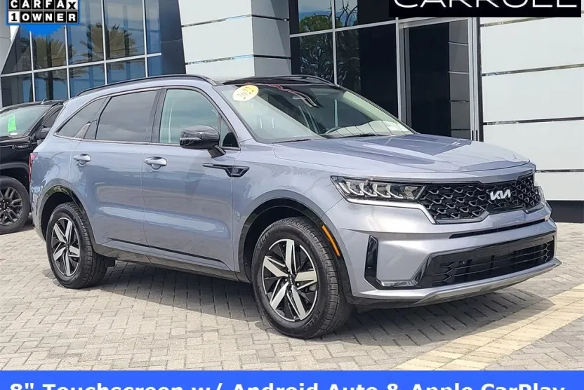 2022 Kia Sorento S photo 1