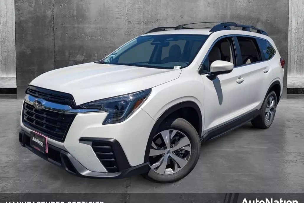 2024 Subaru Ascent Premium photo 1