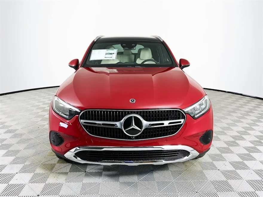 2026 Mercedes Benz GLC 300 4MATIC photo 1