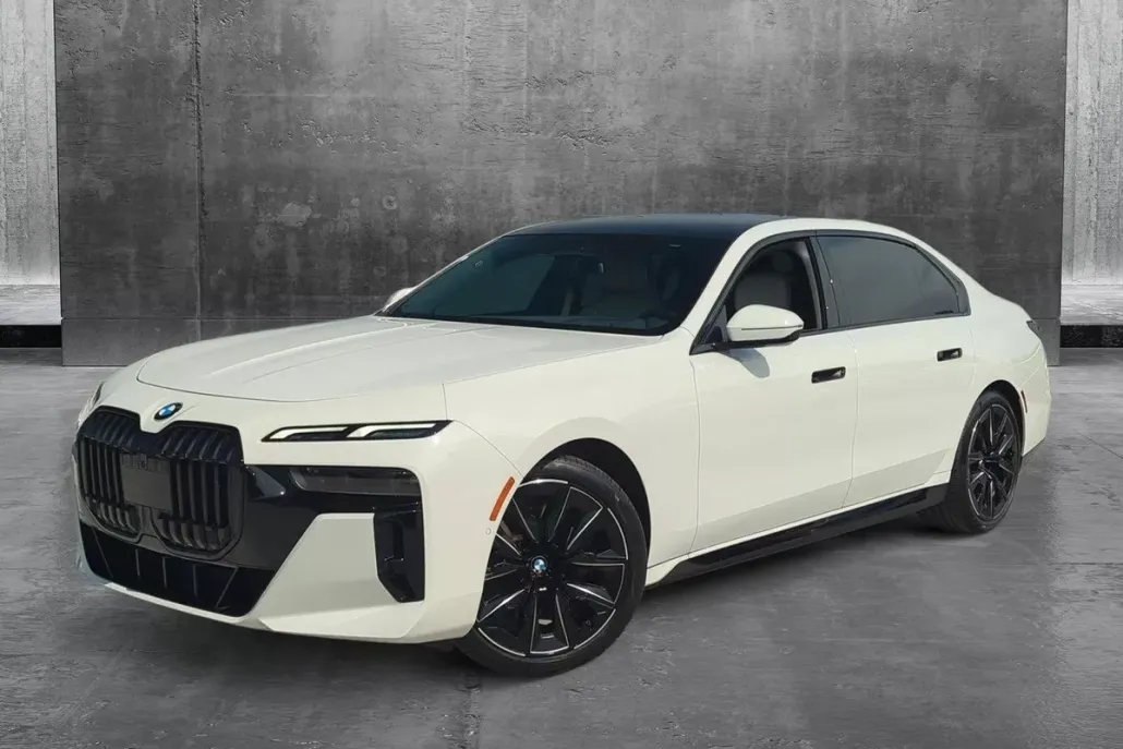 2023 Bmw 740i photo 1