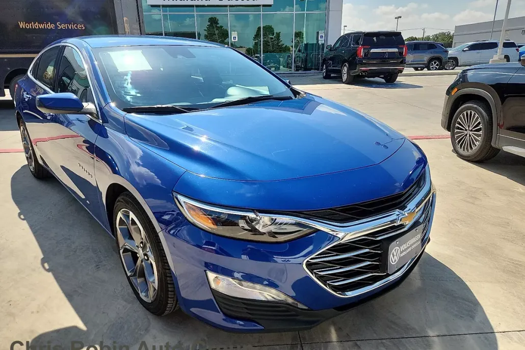 2023 Chevrolet Malibu 1LT photo 1