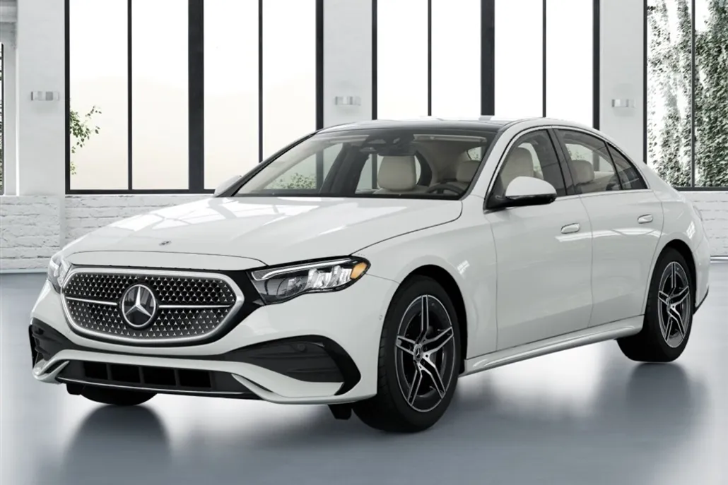 2026 Mercedes Benz E 4MATIC Sedan photo 1