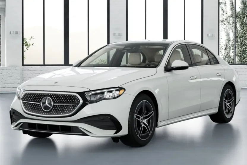 2026 Mercedes Benz E 4MATIC Sedan photo 1