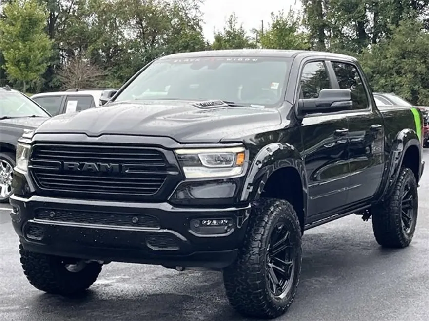 2024 Ram 1500 Laramie photo 1