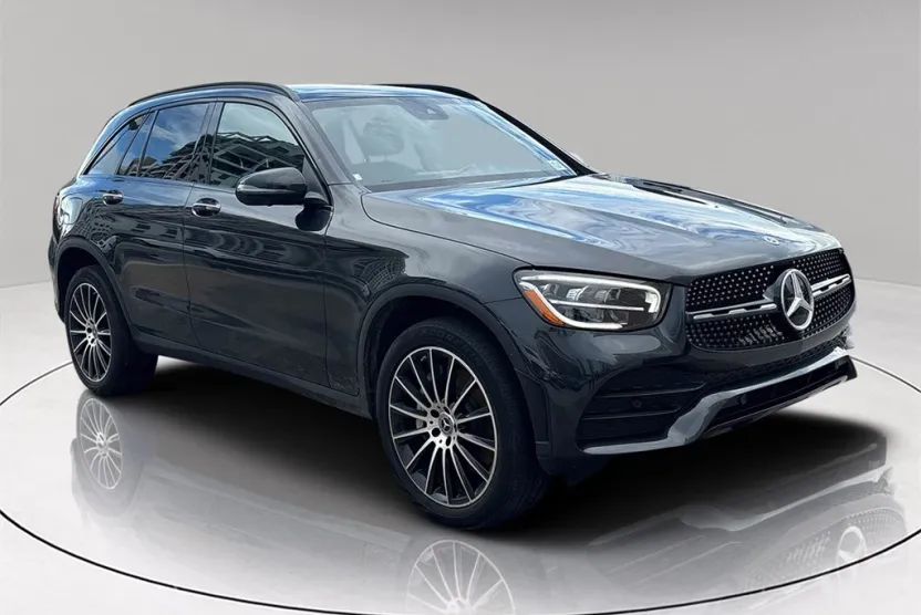 2022 Mercedes Benz GLC 300 photo 1