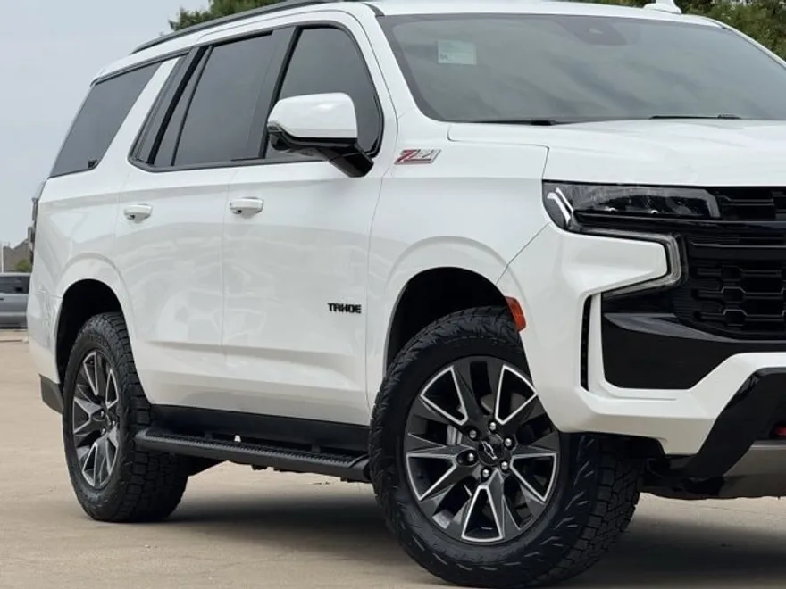 2023 Chevrolet Tahoe Z71 photo 1