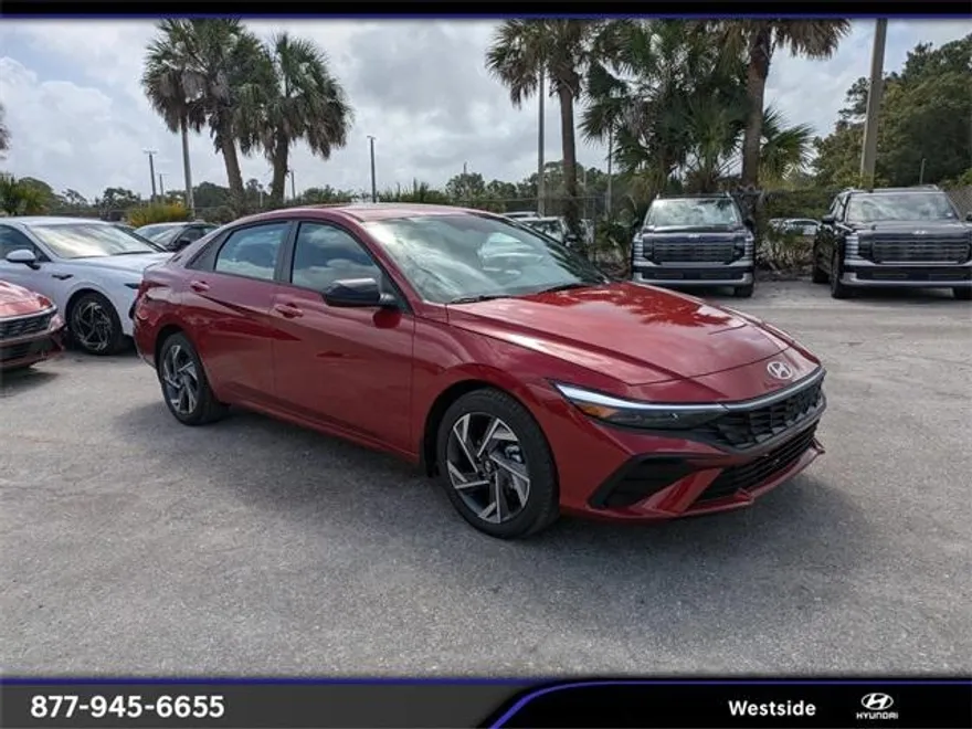 2025 Hyundai Elantra SEL Sport photo 1