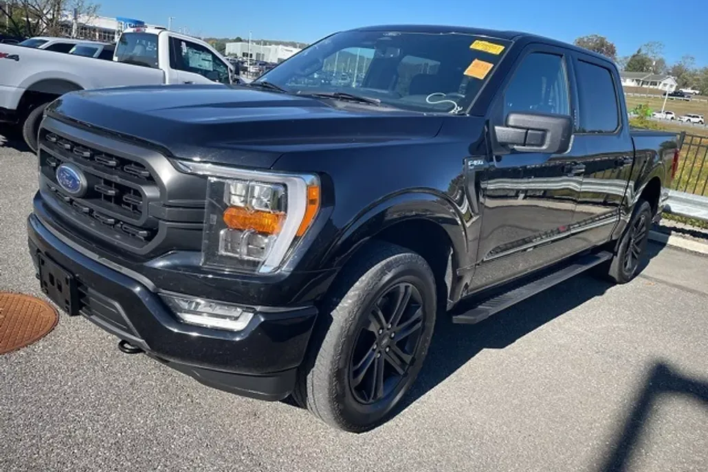 2022 Ford F-150 XLT photo 1