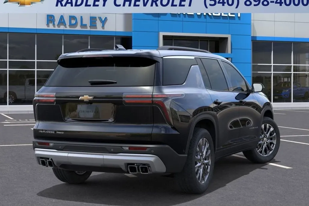 2026 Chevrolet Traverse photo 1