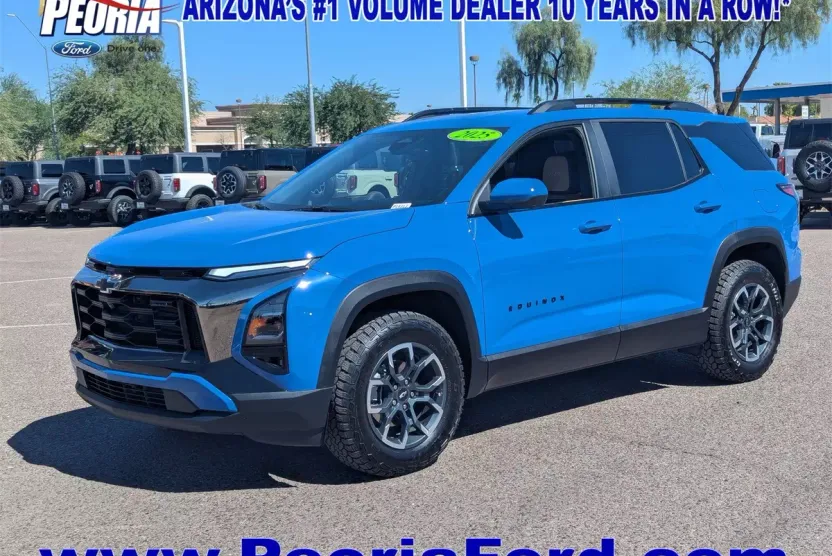 2025 Chevrolet Equinox ACTIV photo 1