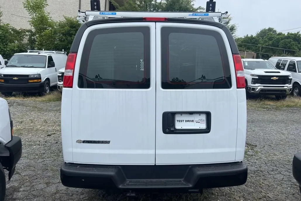 2025 Chevrolet Express Cargo 2500 Work Van photo 1