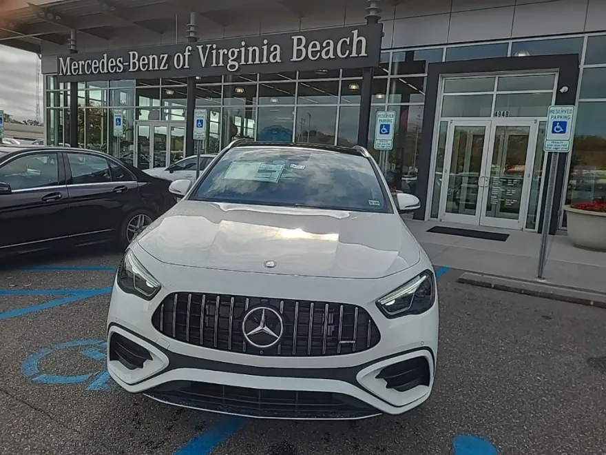 2025 Mercedes Benz GLA 35 AMG photo 1