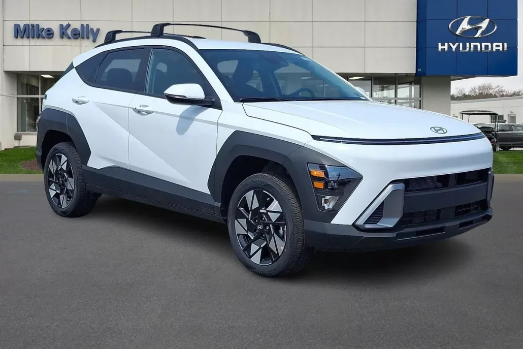 2025 Hyundai Kona SEL photo 1