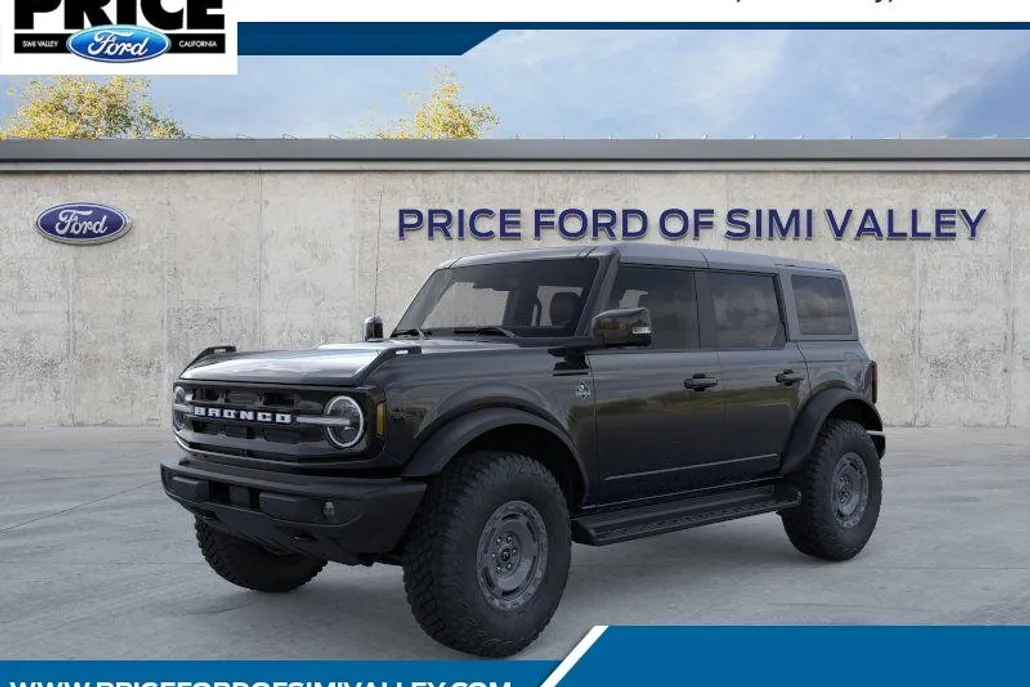 2025 Ford Bronco Outer Banks photo 1
