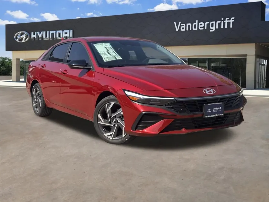 2025 Hyundai Elantra SEL Sport photo 1