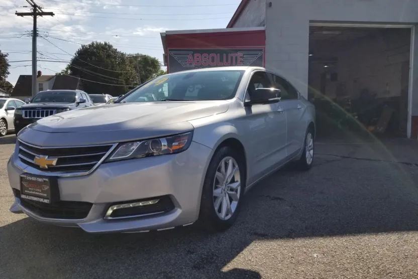 2019 Chevrolet Impala 1LT photo 1