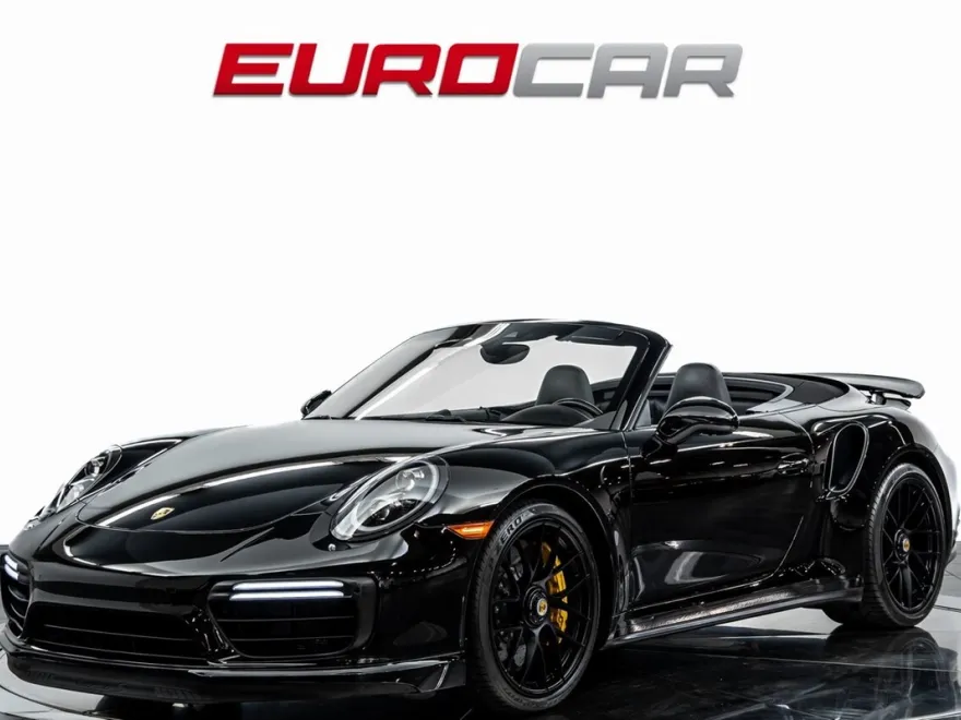 2017 Porsche 911 Turbo S photo 1