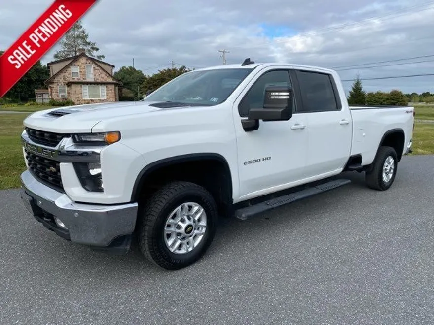 2021 Chevrolet Silverado 2500HD LT photo 1