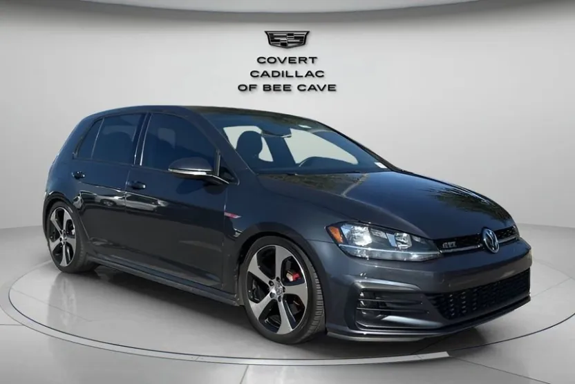 2018 Volkswagen Golf GTI S photo 1