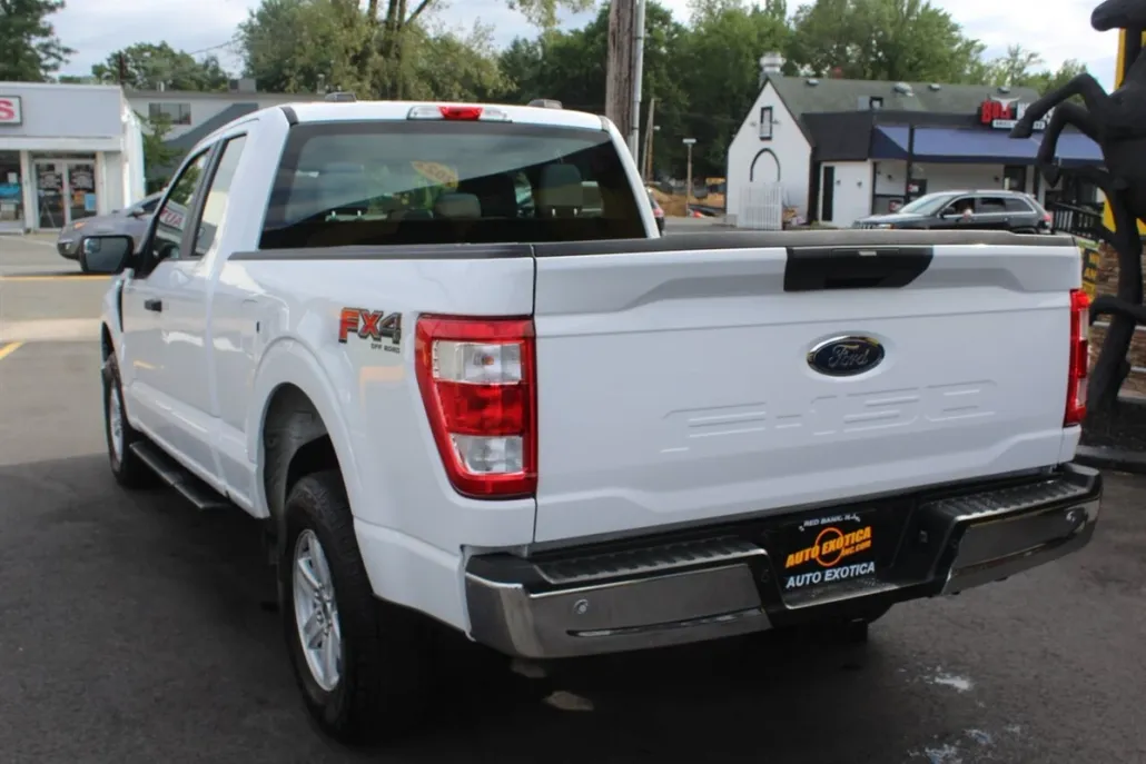 2022 Ford F-150 XL photo 1