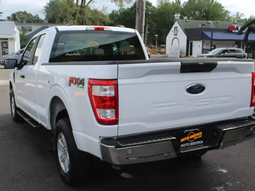 2022 Ford F-150 XL photo 1