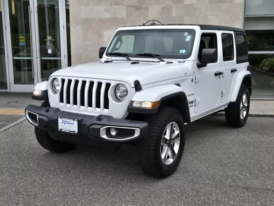 2020 Jeep Wrangler Unlimited Sahara photo 1