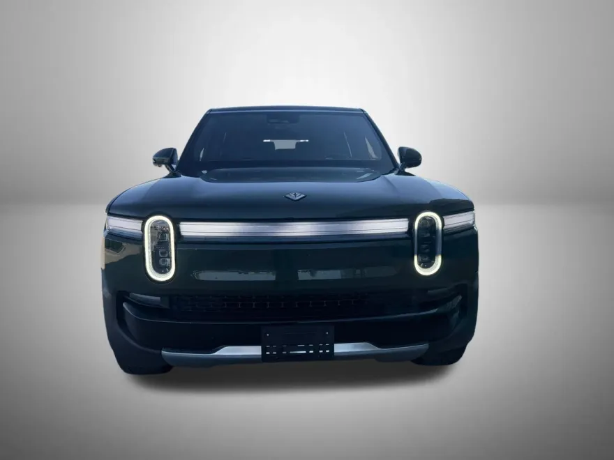 2025 Rivian R1S Adventure photo 1