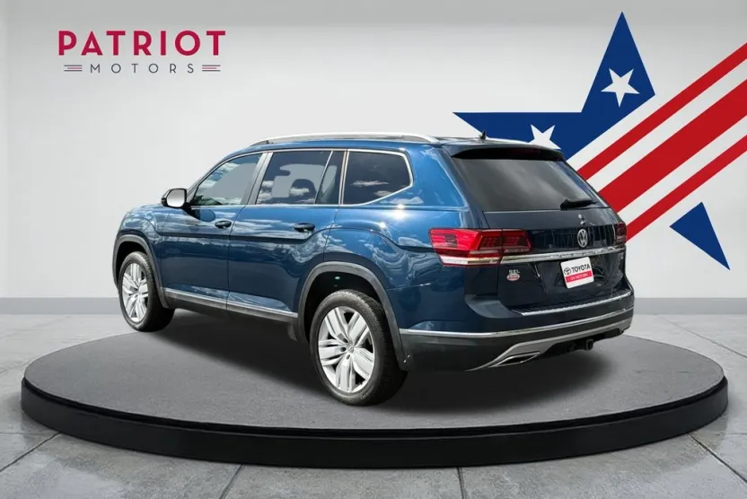 2019 Volkswagen Atlas SEL photo 1