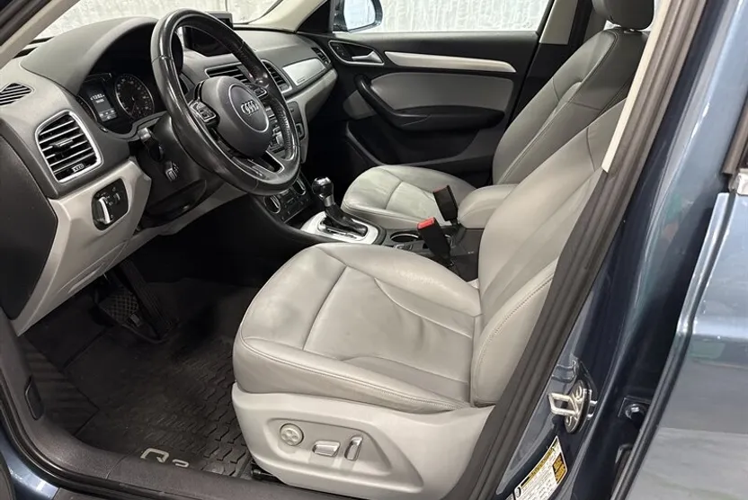 2016 Audi Q3 Premium Plus photo 1