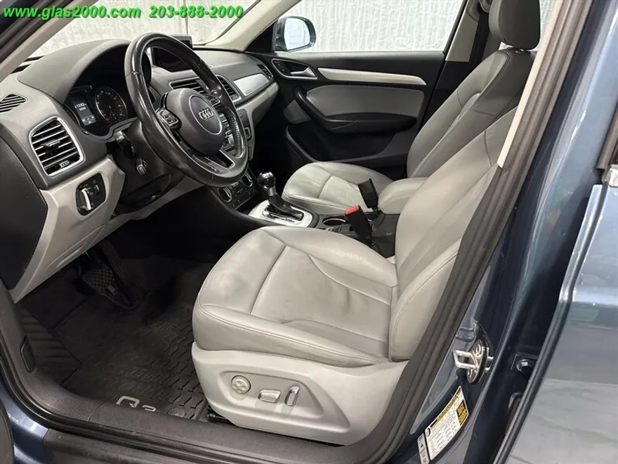 2016 Audi Q3 Premium Plus photo 1